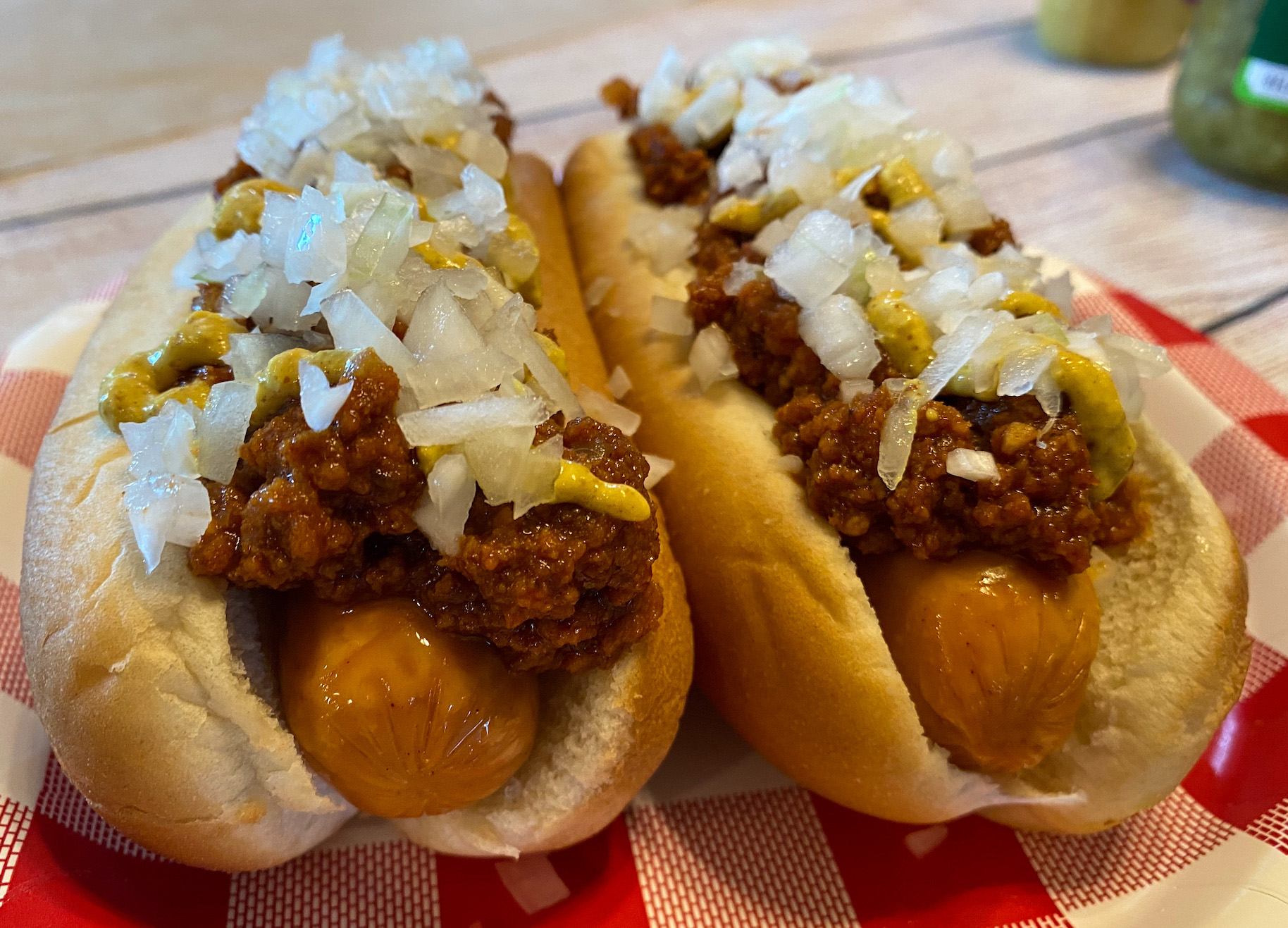 Gourmet Chili Dogs - Bev Cooks